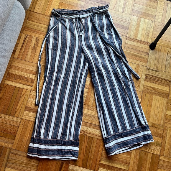 Striped Wide-Leg Pants - Picture 2 of 5